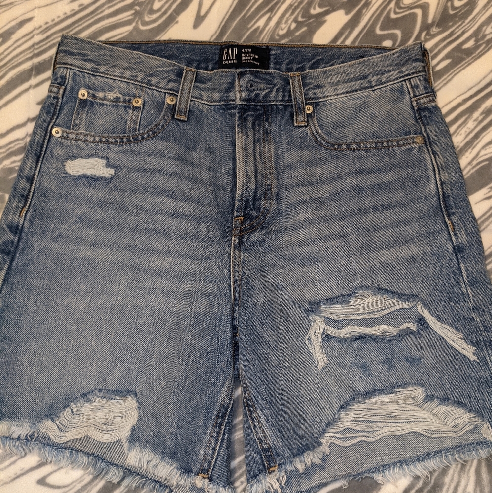 Gap boyfriend shorts